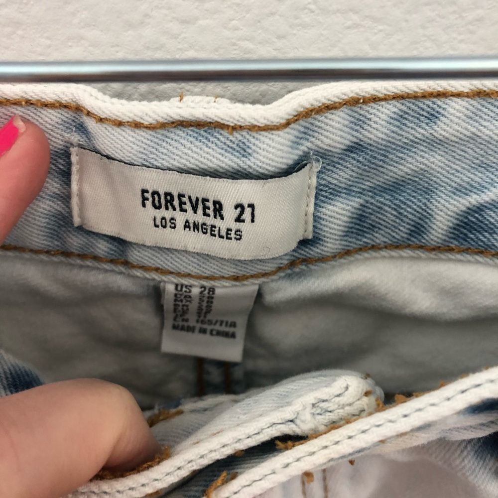 Distressed Shorts - Picture 3 of 3